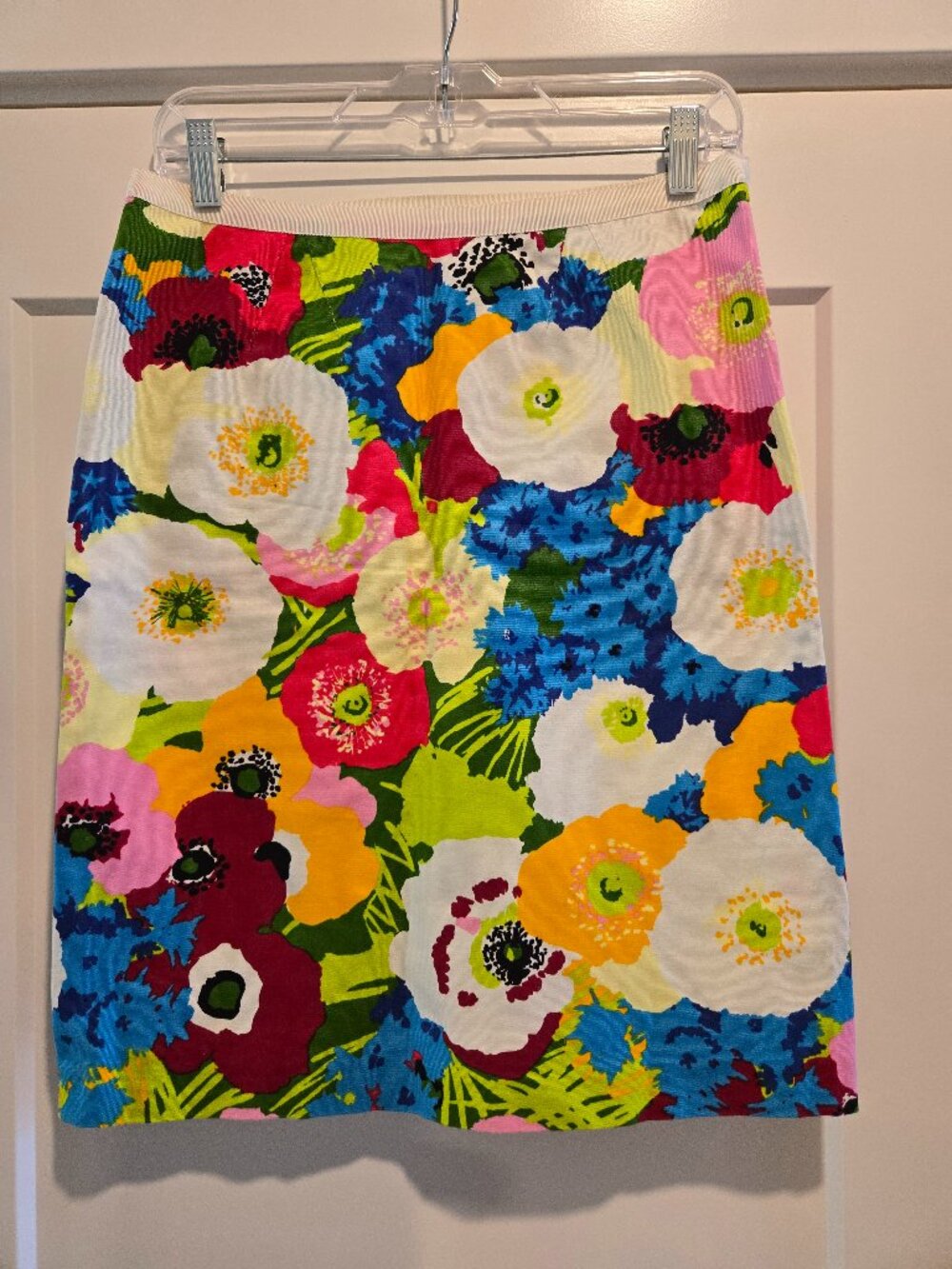 NEW MOSCHINO BRIGHT FLORAL COTTON PENCIL SKIRT Size 8